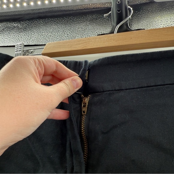 J. Crew Factory Faded Black Mid Rise Chino Shorts Sz 16 - Picture 3 of 8